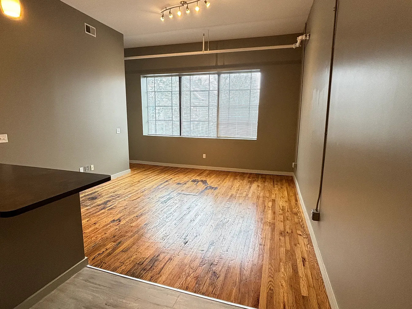 2 Bed, 1.5 Bath- 170 Florida St #209, Buffalo, NY 14208