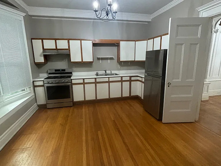 3 Beds, 3 Baths- 444 Linwood Ave #1, Buffalo, NY 14209