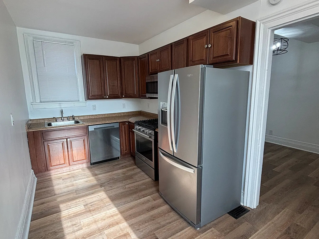 1 Bed, 1 Bath- 152 Park St #4, Buffalo, NY 14201