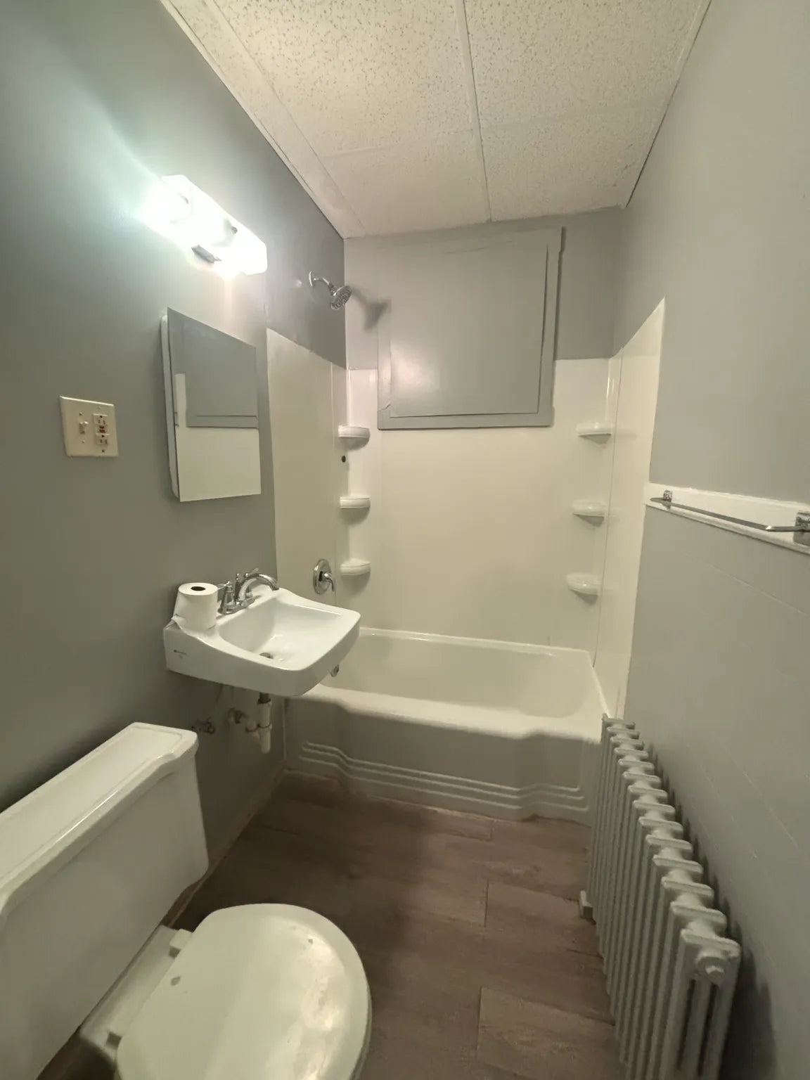 2 Bed, 1 Bath- 850 West Ave, Buffalo, NY 14213