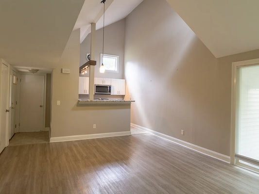 2 Beds, 1.5 Bath- 12 Northwood Dr #12, Buffalo, NY 14221