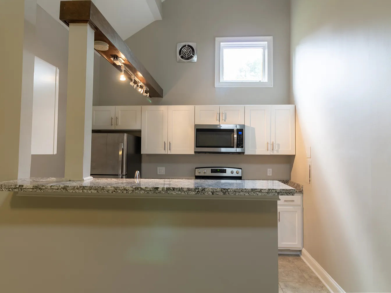 2 Beds, 1.5 Bath- 12 Northwood Dr #12, Buffalo, NY 14221