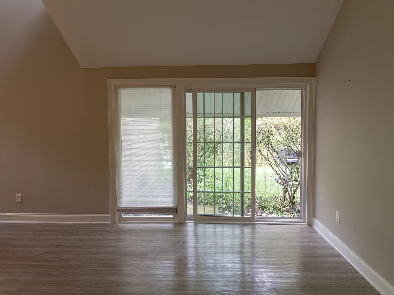 2 Beds, 1.5 Bath- 12 Northwood Dr #12, Buffalo, NY 14221