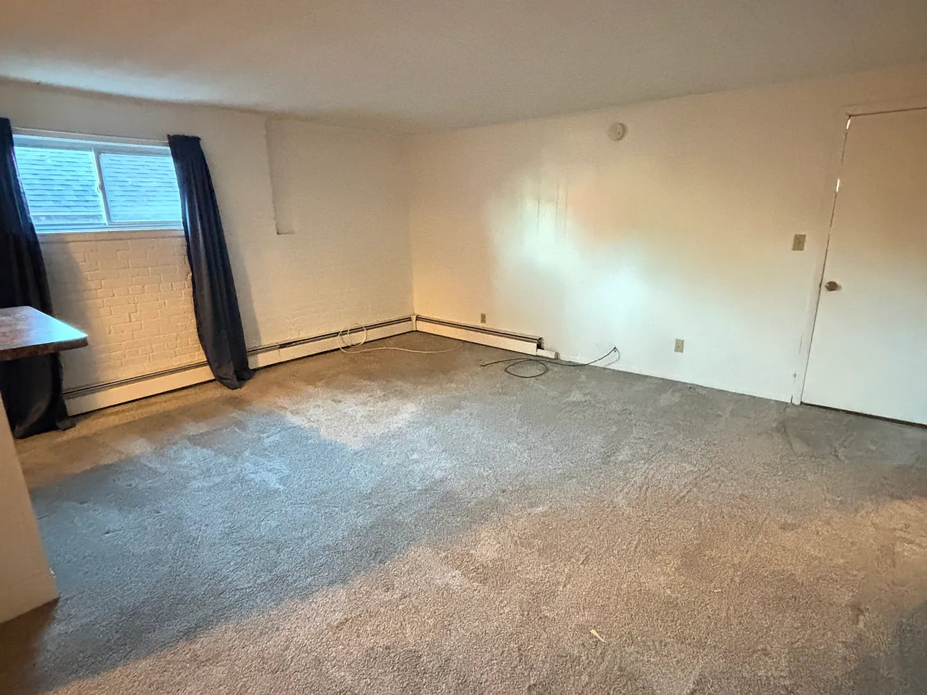 Studio, 1 Bath- 96 Crescent Ave APT 2, Buffalo, NY 14214