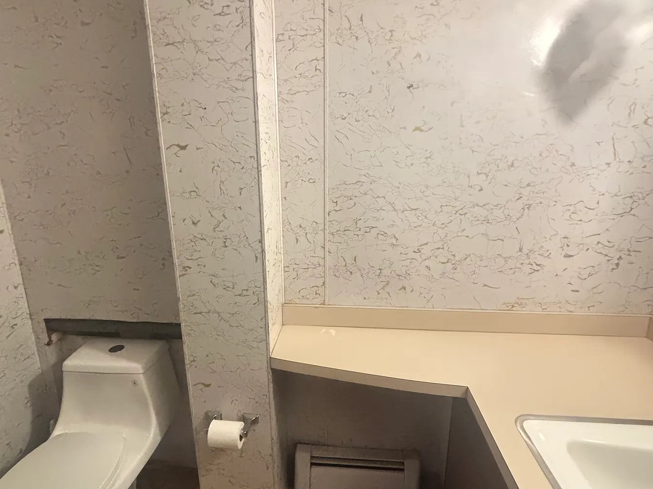 Studio, 1 Bath- 96 Crescent Ave APT 2, Buffalo, NY 14214