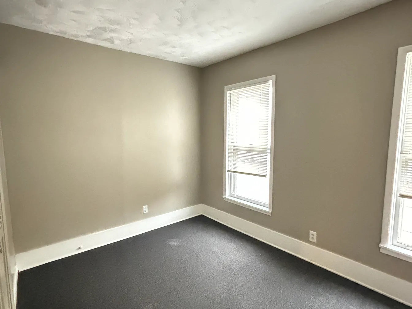 1 Bed, 1 Bath- 341 Franklin St #1, Buffalo, NY 14202