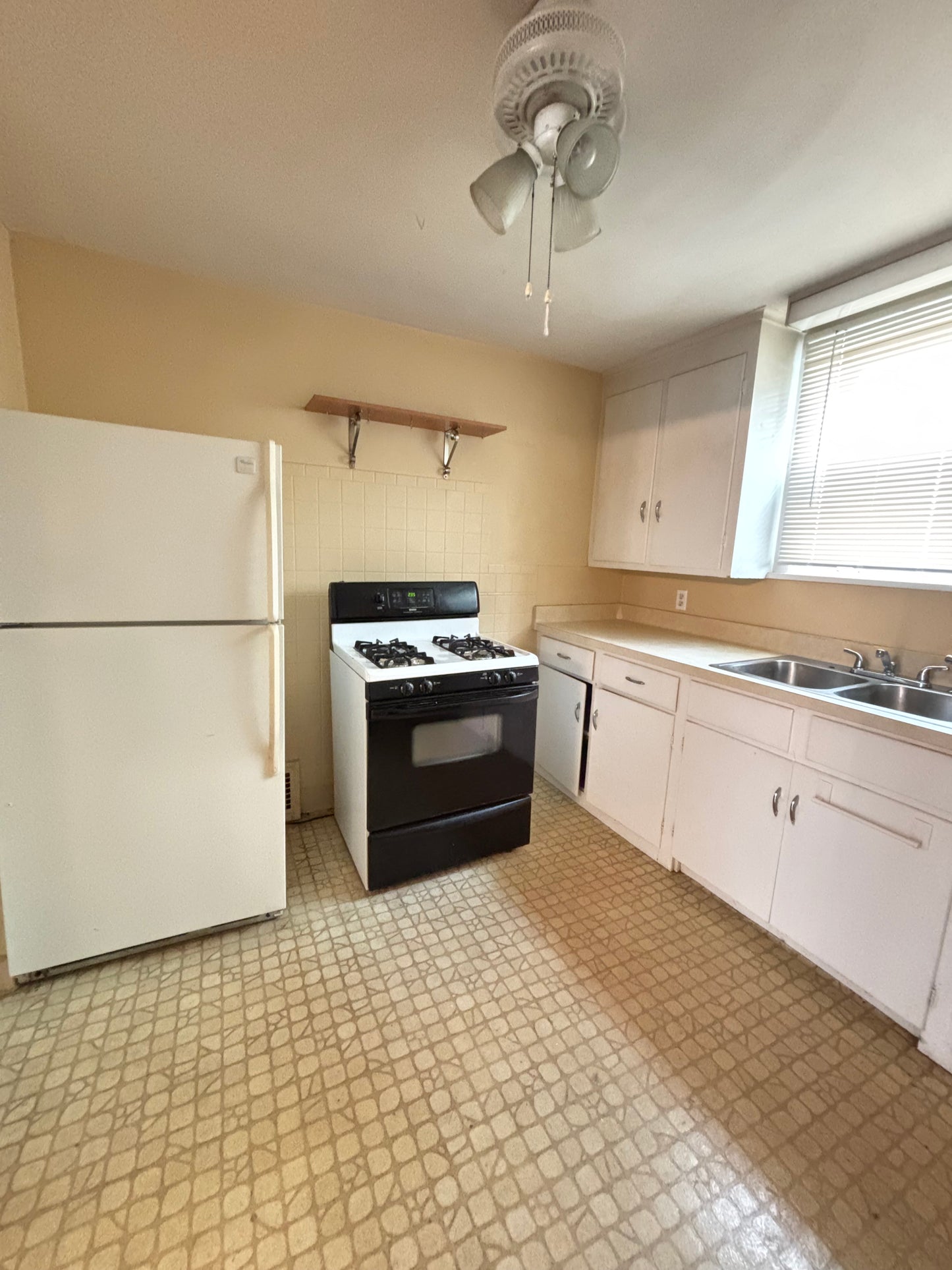 76 Enola Ave FLOOR 1, Buffalo, NY 14217