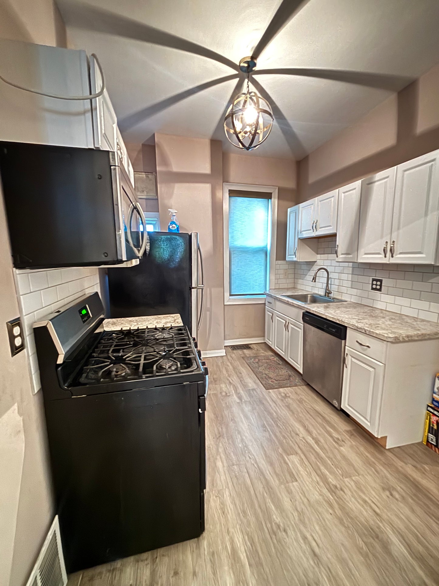 3 Bed, 1 Bath- 242 Norwood Ave #1, Buffalo, NY 14222
