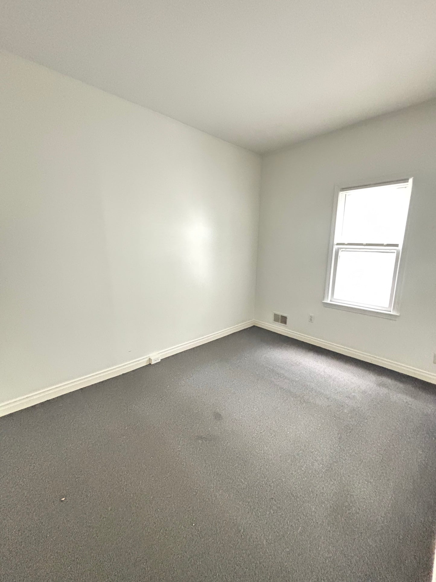 737 Ashland Ave UF Buffalo, NY 14222
