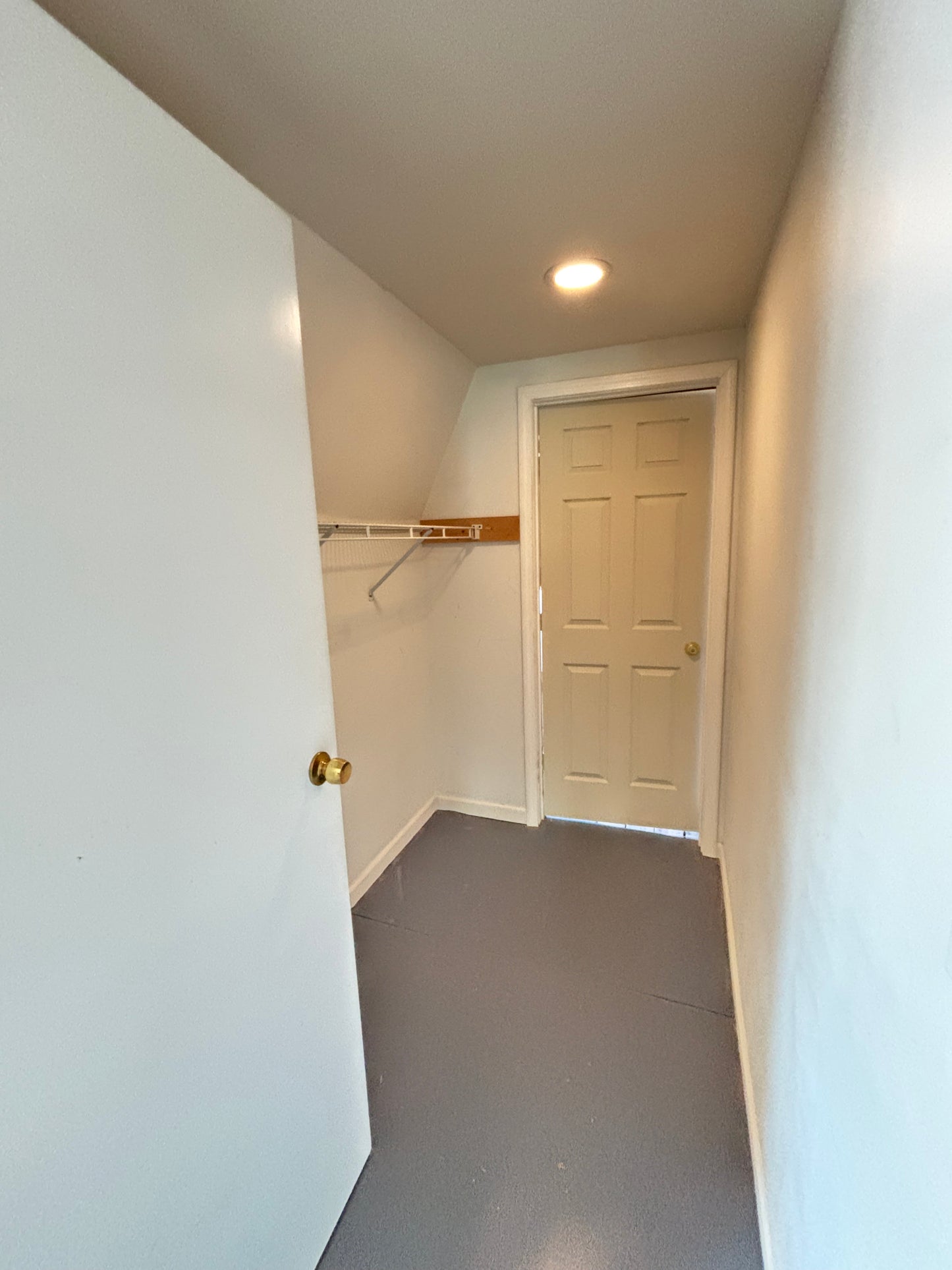 737 Ashland Ave #UR, Buffalo, NY 14222