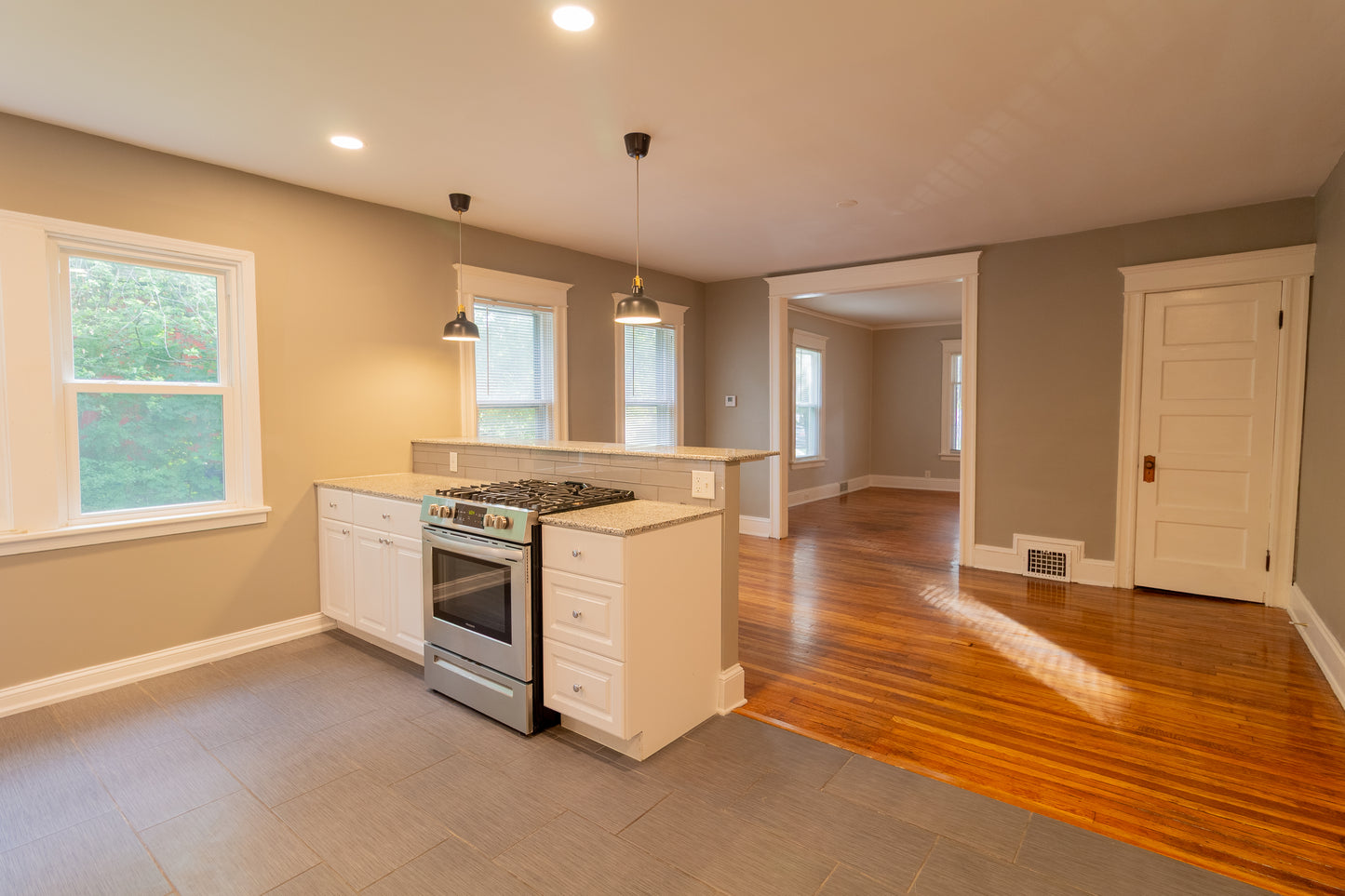 457 Rhode Island St #1, Buffalo, NY 14213