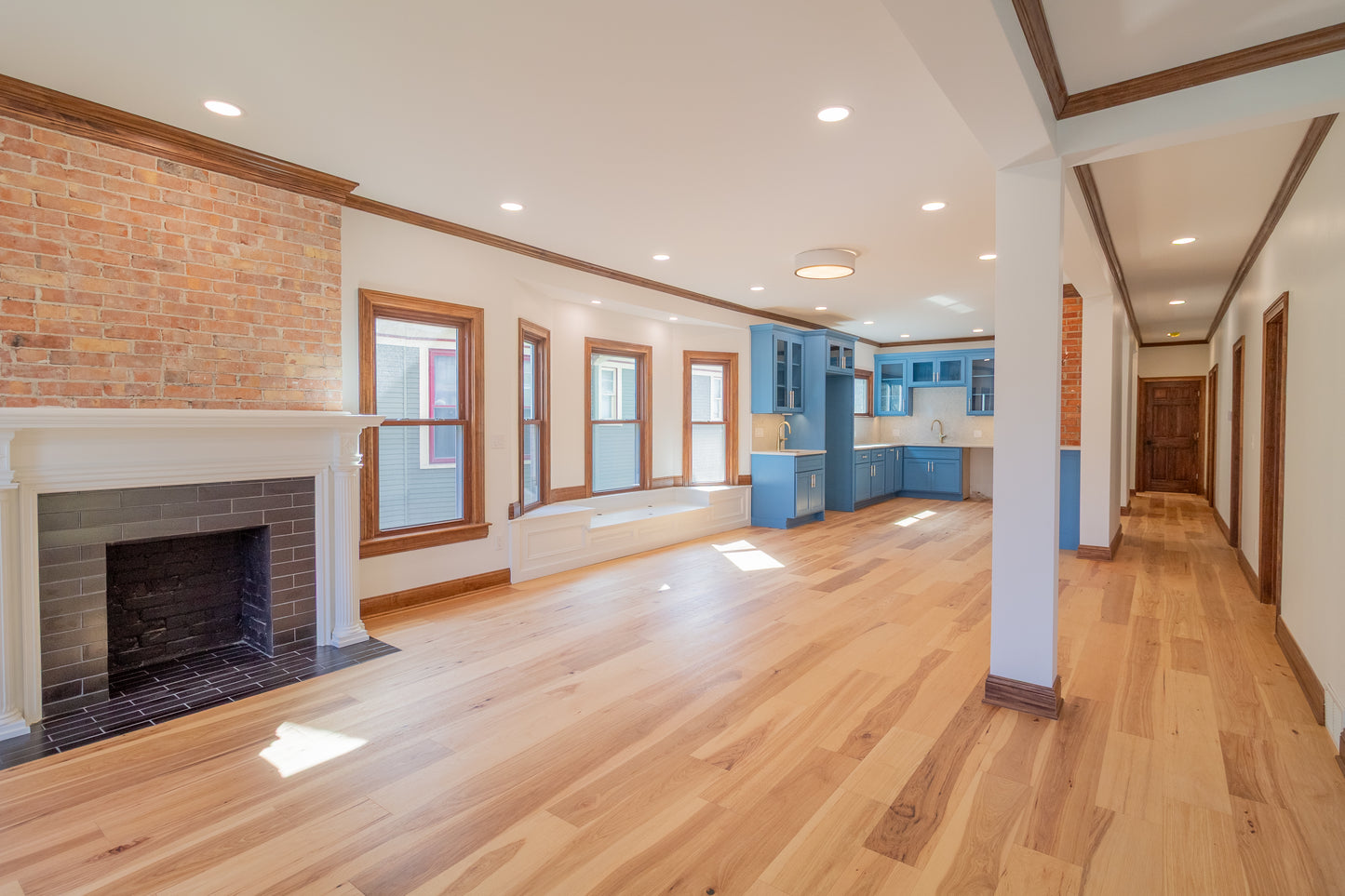 3 Bed, 2.5 Bath- 518 Linwood Ave #1, Buffalo, NY 14209