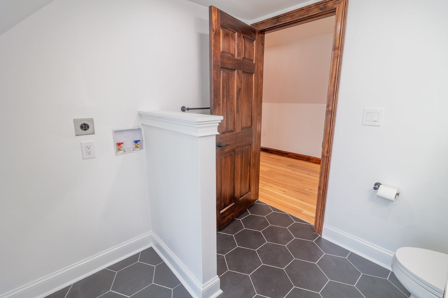 4 Bed, 2.5 Bath- 518 Linwood Ave #2, Buffalo, NY 14209
