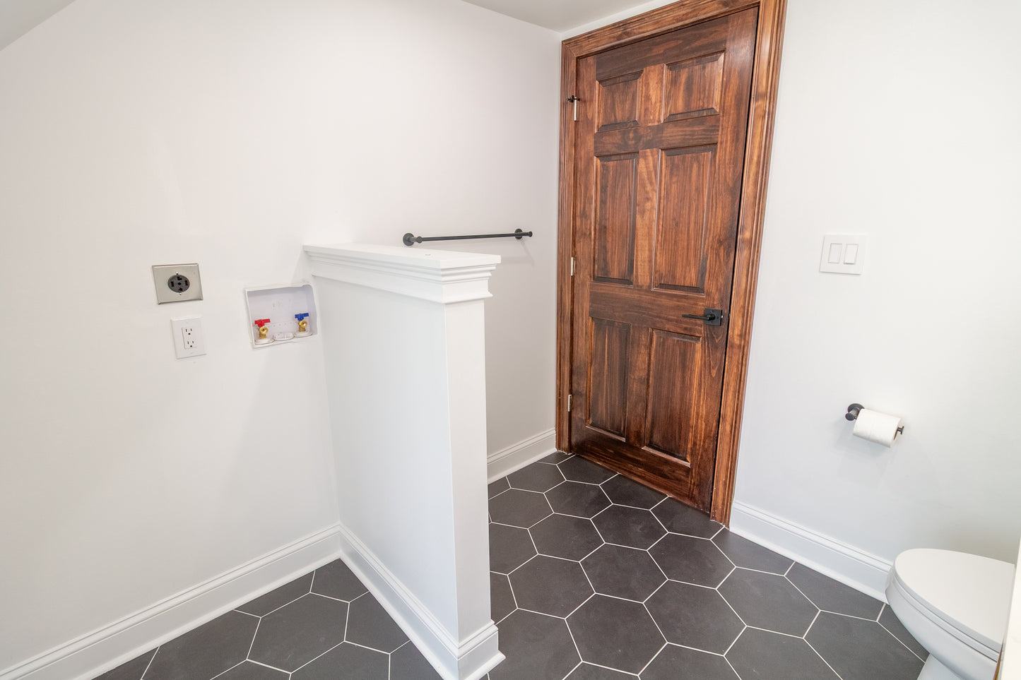 4 Bed, 2.5 Bath- 518 Linwood Ave #2, Buffalo, NY 14209