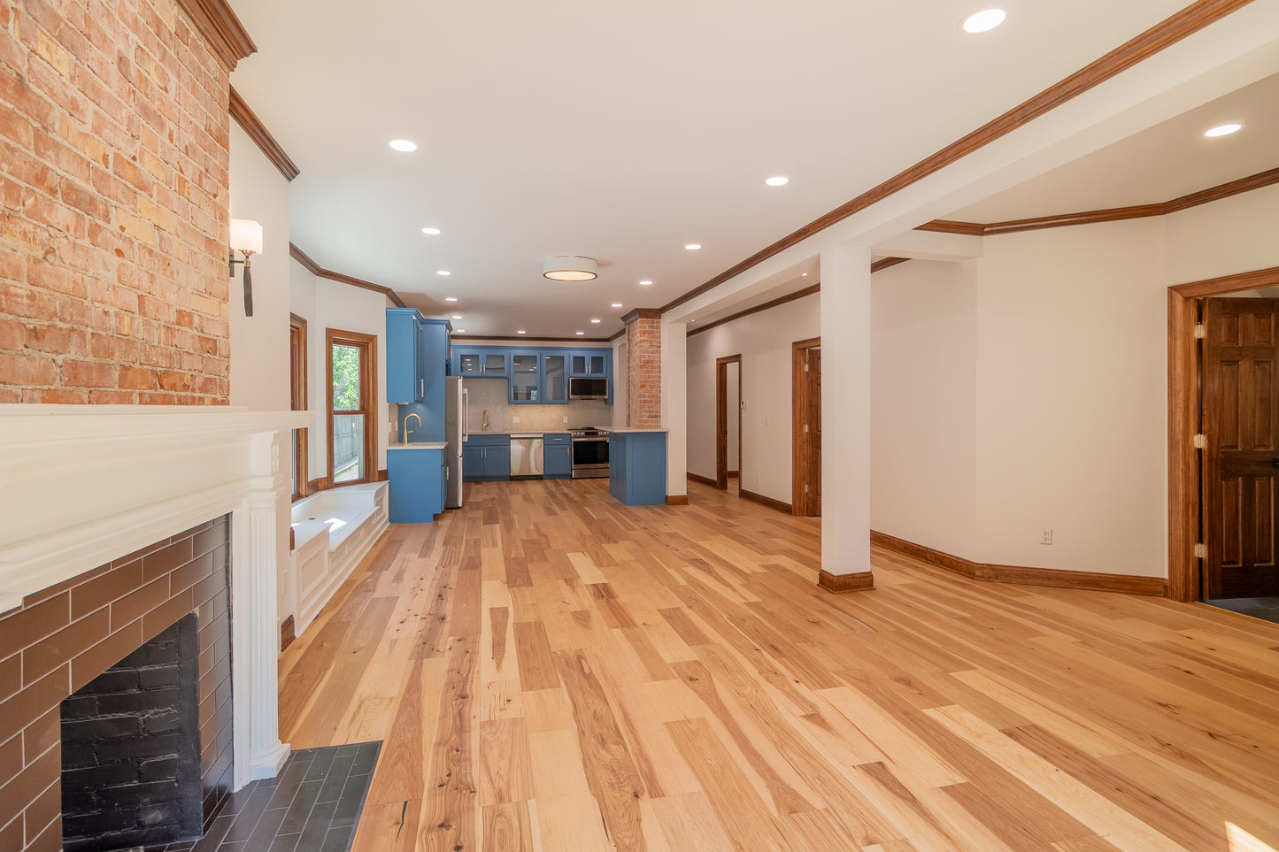 3 Bed, 2.5 Bath- 518 Linwood Ave #1, Buffalo, NY 14209