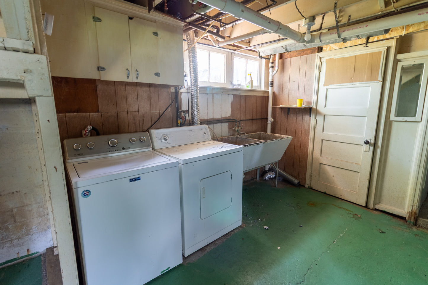 706 Nash Rd, North Tonawanda, NY 14120