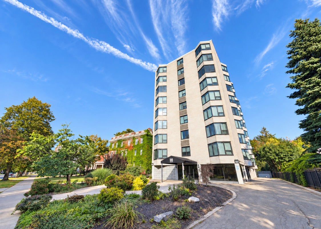 1 bed 1 bath - 849 Delaware Ave #102 Buffalo, NY 14209
