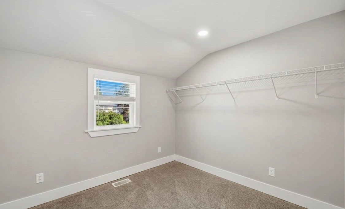 4 bed 2 bath - 1169 La Salle Ave Grand Island, NY 14072