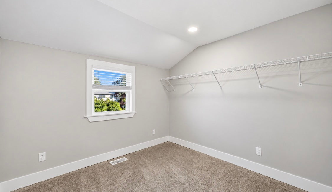 4 bed 2 bath - 1169 La Salle Ave Grand Island, NY 14072