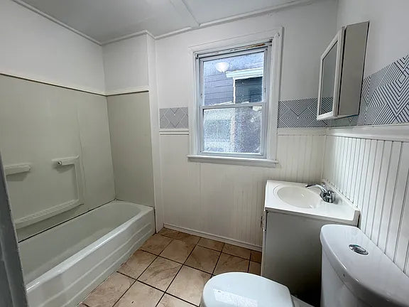 2 bed 1 bath - 768 Prospect Ave, APT 1, Buffalo, NY 14213