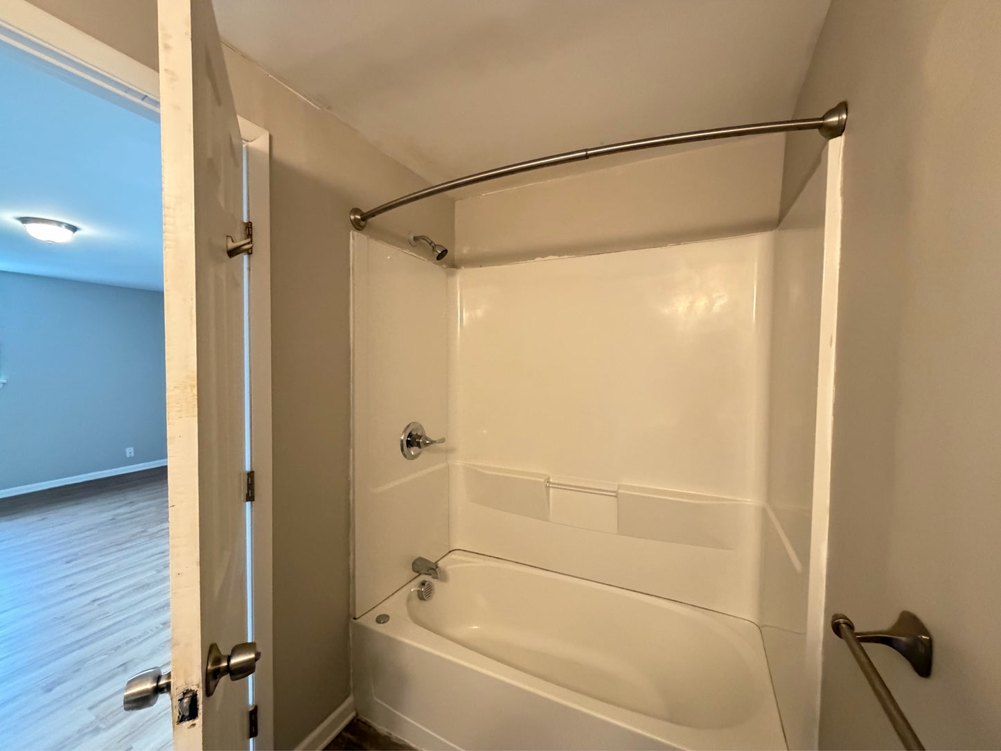 3 bed 2 bath - 132 Denrose Drive Buffalo, NY 1422