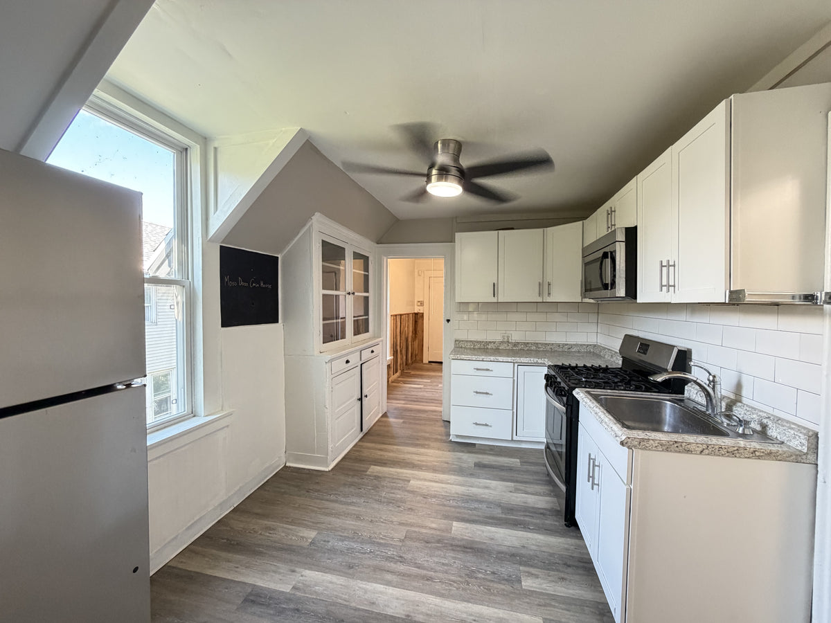 3 bed 1 bath - 364 Fargo Avenue - 2 - Upper Buffalo, NY 14213
