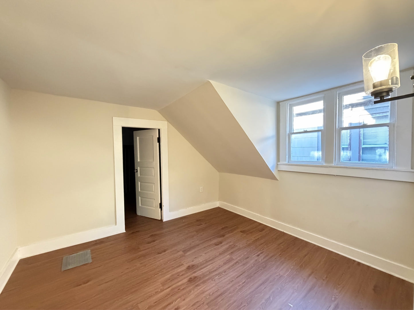 5 bed 1 bath - 99 Custer Street - 1 Buffalo, NY 14214