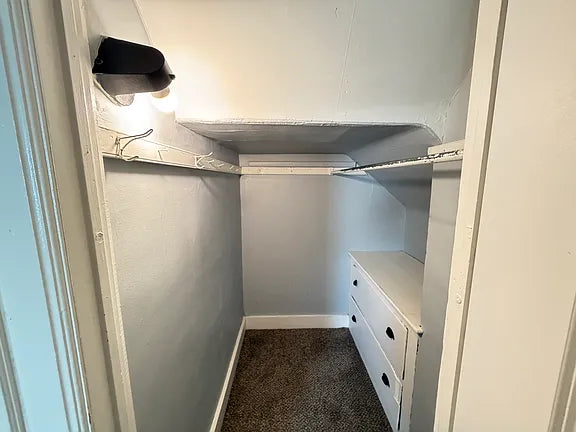 3 bed 1 bath - 80 Dewitt St, # 1, Buffalo, NY 14213