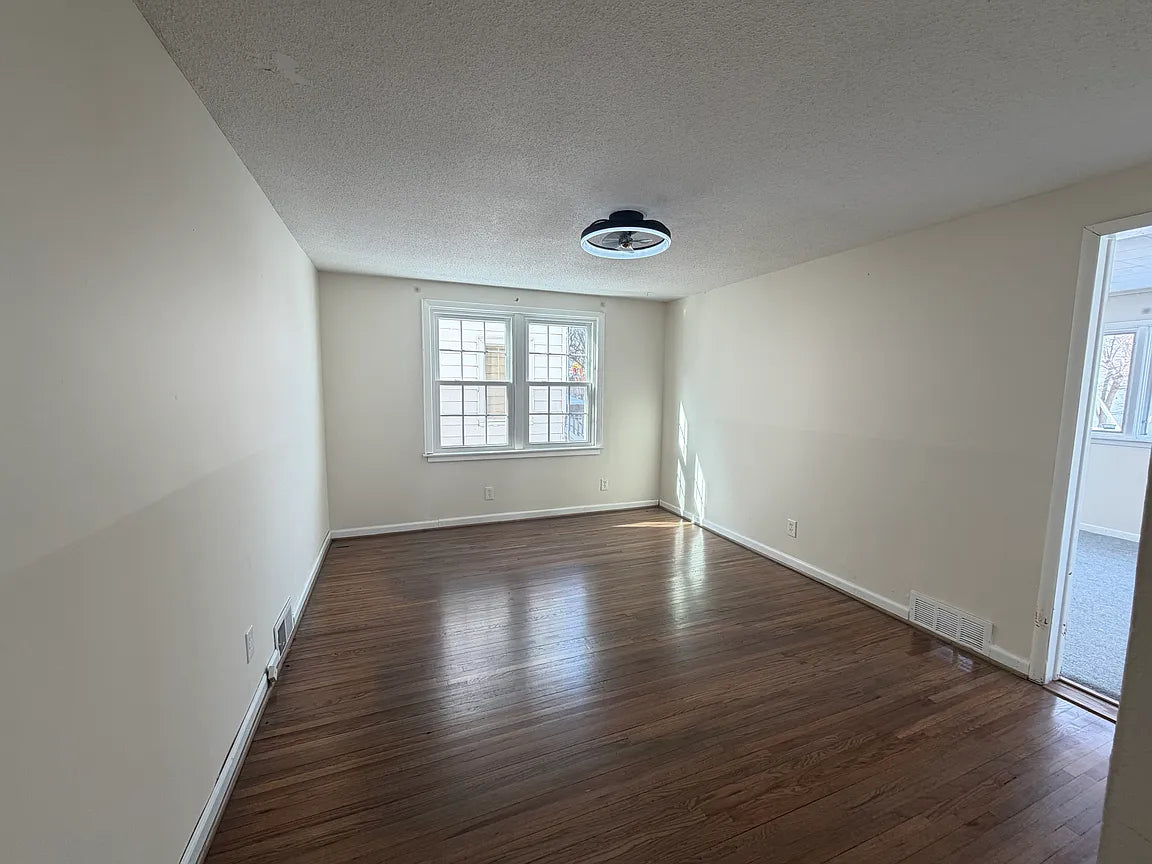 3 bed 1 bath- 10 Tacoma Ave Floor 1, Buffalo, NY 14216
