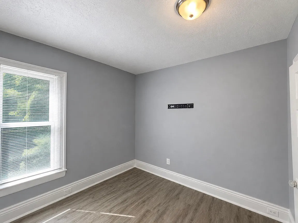 3 bed 1 bath - 80 Dewitt St, # 1, Buffalo, NY 14213