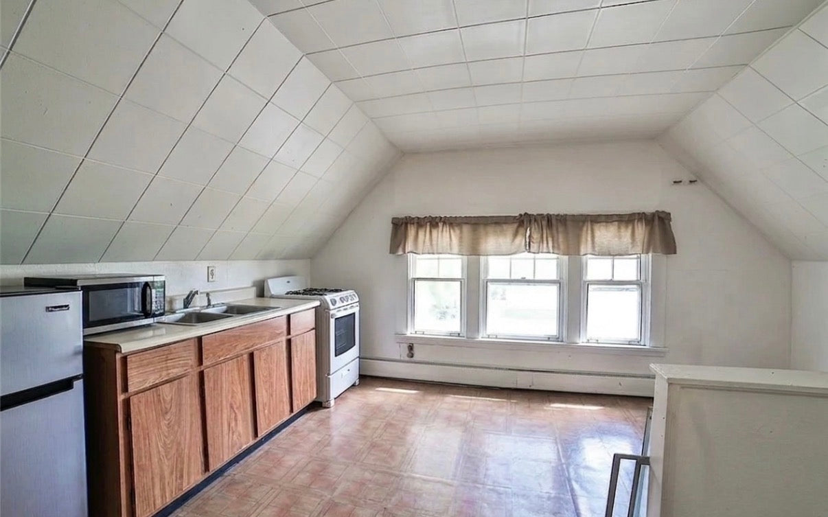 0 bed 1 bath - 1811 Weston Avenue - 3 Niagara Falls, NY 14305