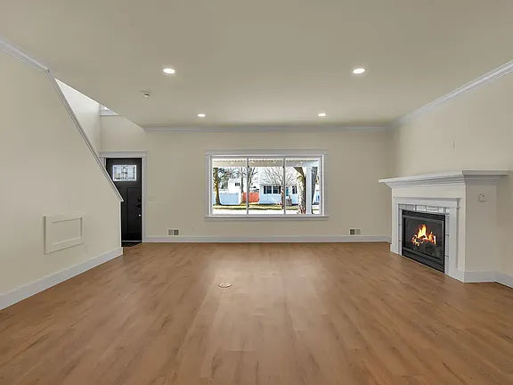 5 bed 2.5 bath- 284 Harding Rd, Buffalo, NY 14221