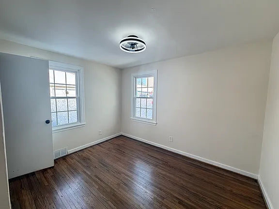 3 bed 1 bath- 10 Tacoma Ave Floor 1, Buffalo, NY 14216