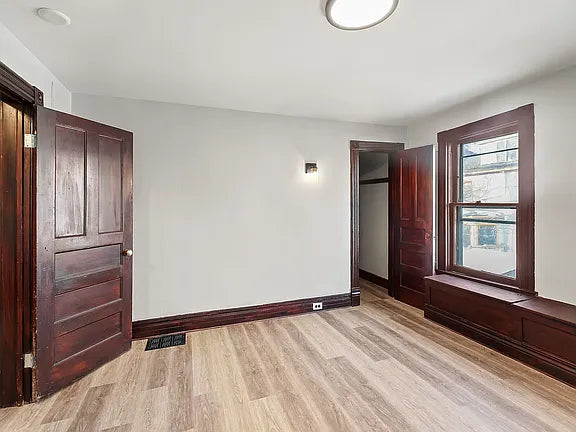 4 bed 1 bath- 834 Elmwood Ave #2, Buffalo, NY 14222