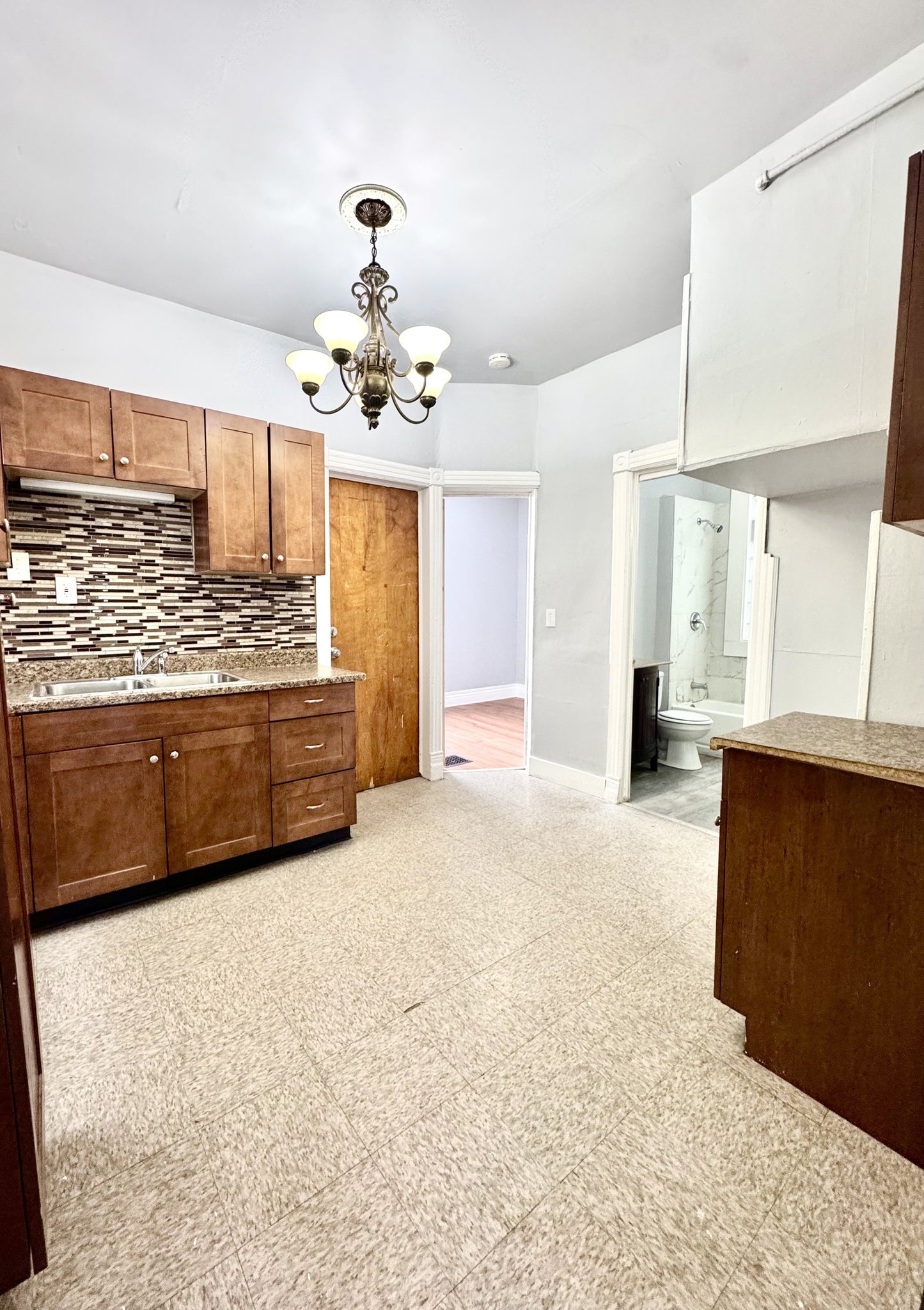 3 bed 1 bath - 339 Hampshire Street - 1 Buffalo, NY 14213
