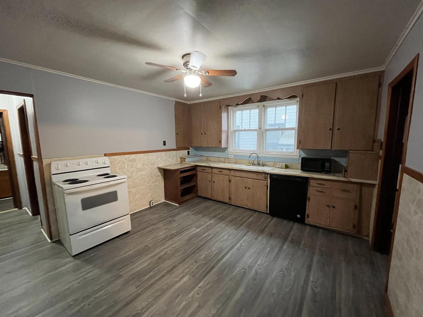 2 bed 1 bath - 487 25th Street - Lower Niagara Falls, NY 14303