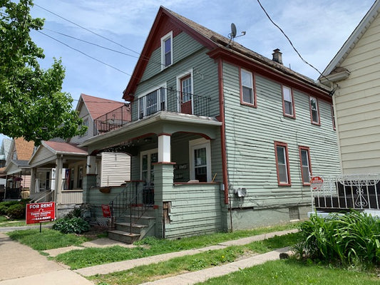 3 bed 1 bath - 1139 Walden Avenue - Upper Front Buffalo, NY 14211