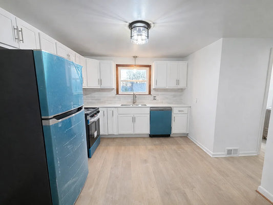 1 bed 1 bath- 187 Brookside Dr Floor 2, Buffalo, NY 14220