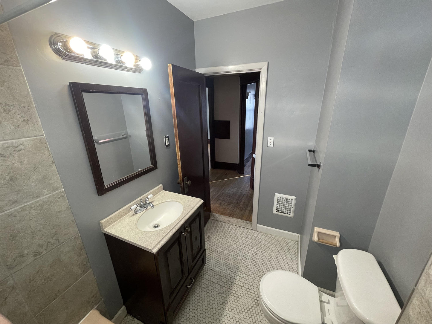 3 bed 1 bath - 418 Colvin Avenue - Upper Buffalo, NY 14216