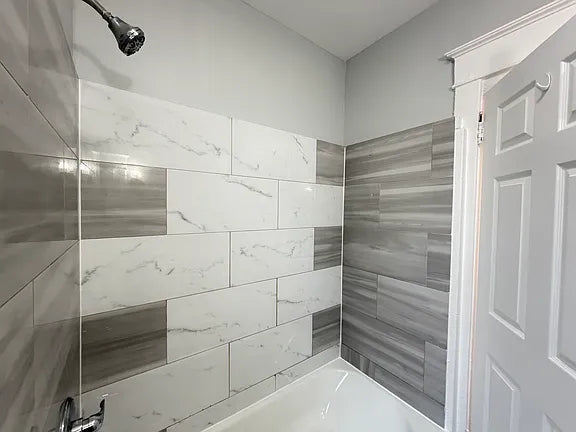 3 bed 1 bath- 2026 Hertel Ave APT 1, Buffalo, NY 14214