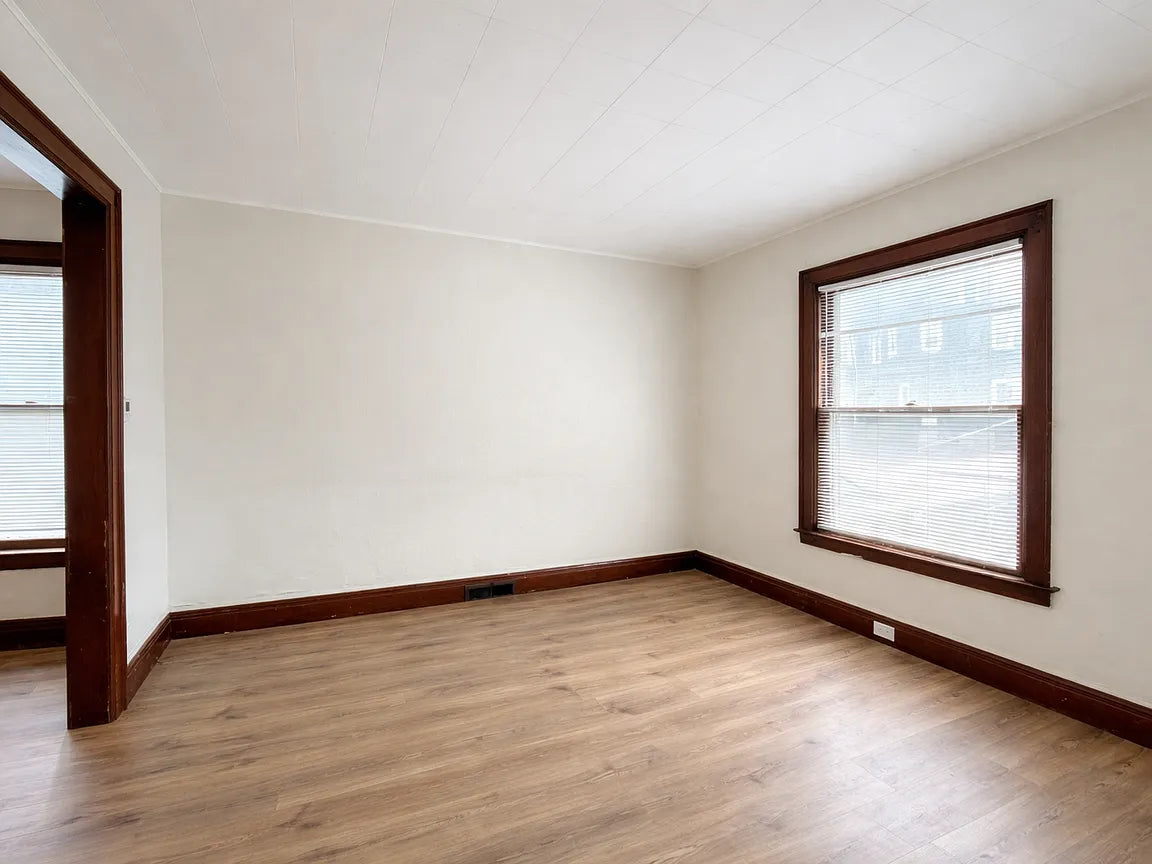 3 bed 1 bath- 510 Connecticut St #1, Buffalo, NY 14213