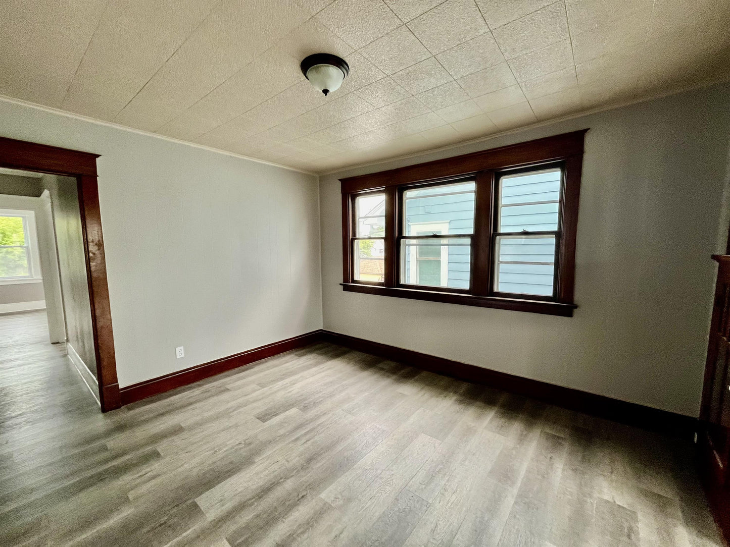 3 bed 1 bath - 122 Lincoln Boulevard - Upper Buffalo, NY 14217