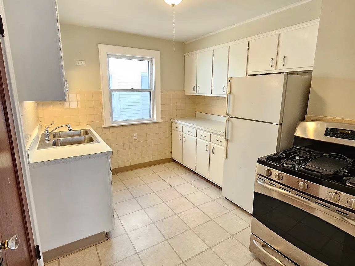 2 bed 1 bath- 175 Hamilton Dr #1, Buffalo, NY 14226