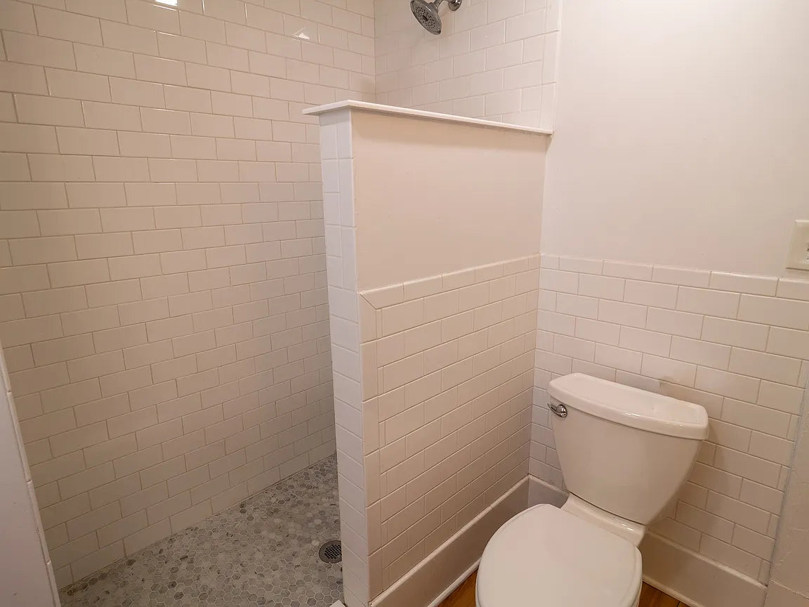 3 bed 1 bath- 46 Atlantic Ave #1, Buffalo, NY 14222