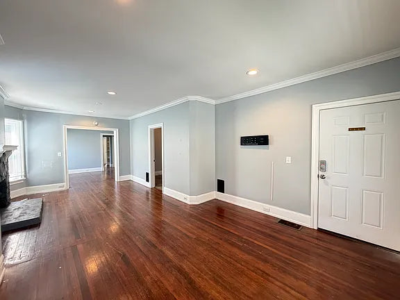 3 bed 1 bath - 80 Dewitt St, # 1, Buffalo, NY 14213