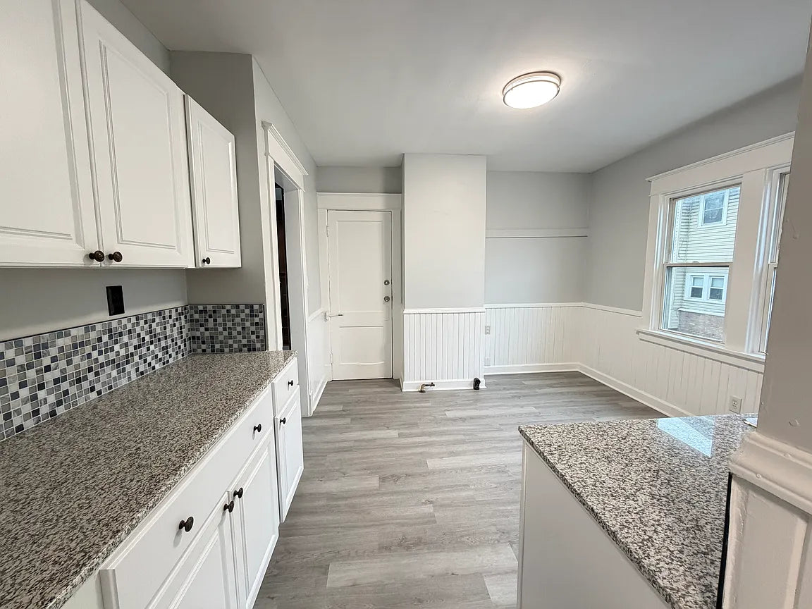 3 bed 1 bath- 2026 Hertel Ave APT 1, Buffalo, NY 14214