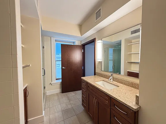 1 bed 2 bath - 111 Genesee St, APT 200, Buffalo, NY 14203