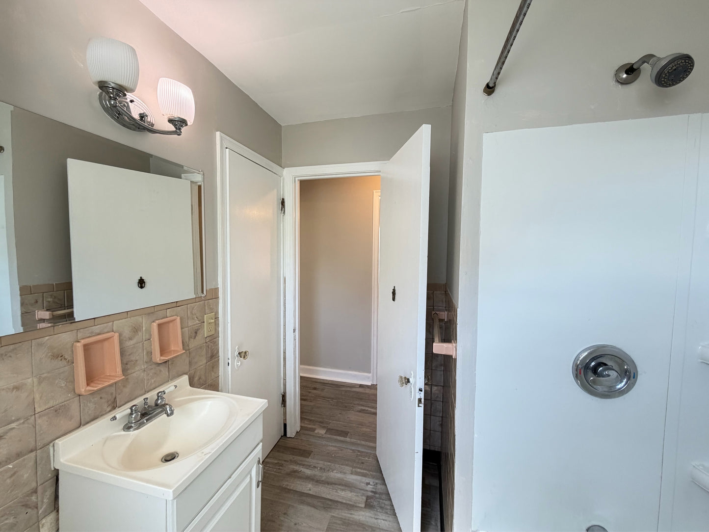 2 bed 1 bath - 1192 Haeberle Avenue Niagara Falls, NY 14301