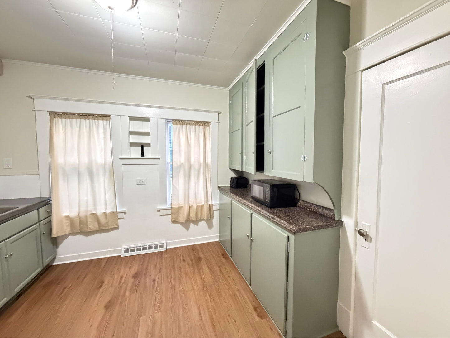 5 bed 1 bath - 99 Custer Street - 1 Buffalo, NY 14214