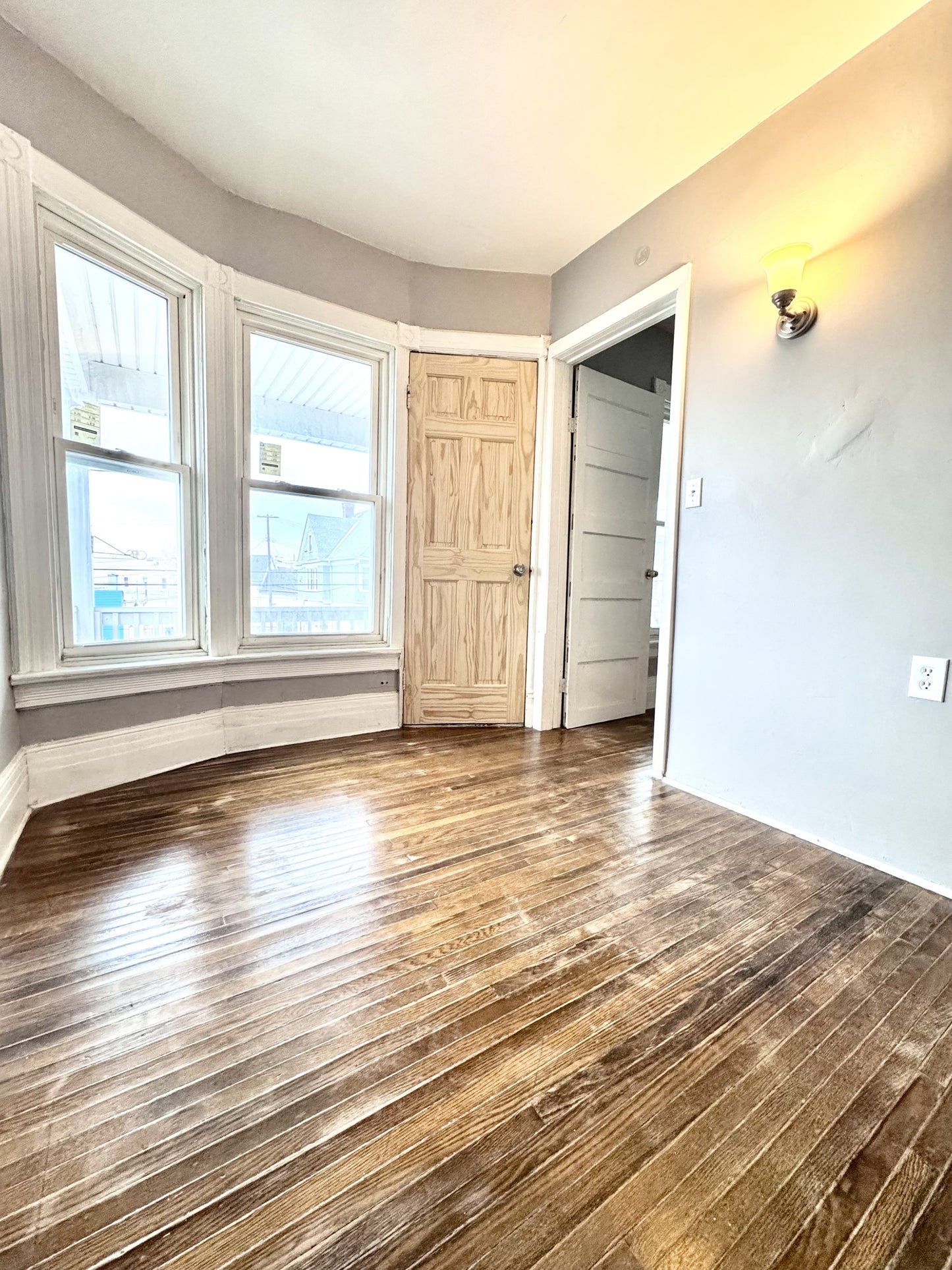 3 bed 1 bath - 339 Hampshire Street - 2 Buffalo, NY 14213